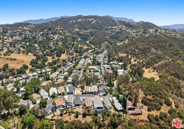 Homes for sale in Calabasas, CA | 23777 Mulholland Hwy #70, Calabasas, CA 91302 | MLS# 26853983