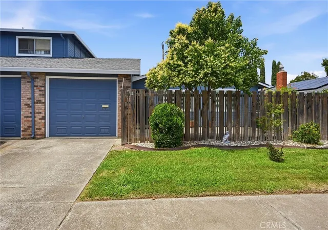 1st image of 1741 Montana Vista, Lakeport, CA 95453 | MLS# LC26143256