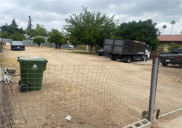 Photo 3 of Land for sale at 18565 Ingomar, Reseda, CA 91335 | MLS# SR26143148 | Listing updated on 2026-09-05