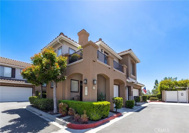 Photo 3 of Sale Pending at 145 Valley View Ter, Mission Viejo, CA 92692 | MLS# OC26131593 | Listing updated on 2026-10-03