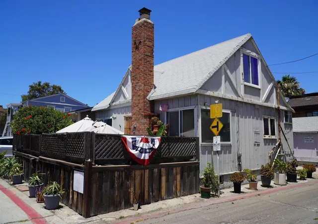 Photo 2 of Multi family home for sale at 3510 Bayside Ln, San Diego, CA 92109 | MLS# 260015976SD | Listing updated on 2026-07-10