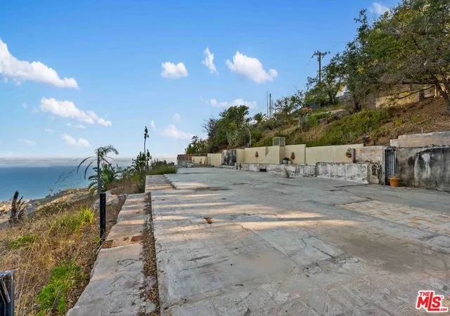 Photo 2 of Land for sale at 21740 Azurelee Dr, Malibu, CA 90265 | MLS# 26849197 | Listing updated on 2026-07-09