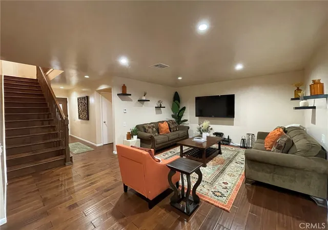 Photo 1 of Sale Pending at 3500 W Manchester Blvd #195, Inglewood, CA 90305 | MLS# SB26135906 | Listing updated on 2026-10-30