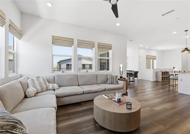 Photo 3 of Condo for sale at 27525 Illumination Ct, Valencia, CA 91381 | MLS# SR26142034 | Listing updated on 2026-10-05