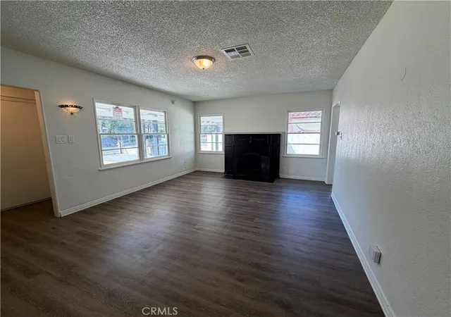 Photo 4 of Sale Pending at 644 N Hagar St, San Fernando, CA 91340 | MLS# CV26137173 | Listing updated on 2026-09-04