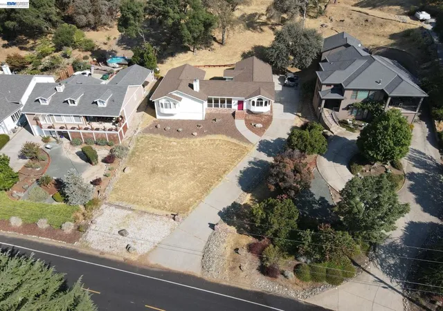5th image of 13312 Thistle Loop, Penn Valley, CA 95946 | MLS# 41140199
