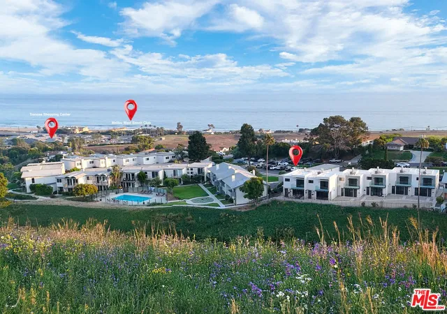 Homes for sale in Malibu, CA | 6208 Tapia Dr #A, Malibu, CA 90265 | MLS# 26854479