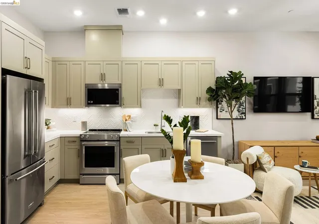 4th image of 28930 Parkridge Loop #106, Hayward, CA 94544 | MLS# 41140206