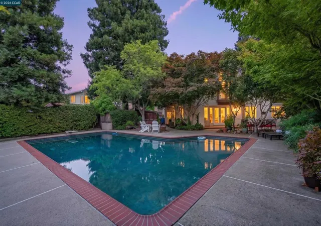 Photo 2 of Sale Pending at 25 Lynnbrook Ct, San Ramon, CA 94582 | MLS# 41140207 | Listing updated on 2026-09-20
