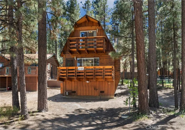 2nd image of 626 W Aeroplane Blvd, Big Bear City, CA 92314 | MLS# IG26143007