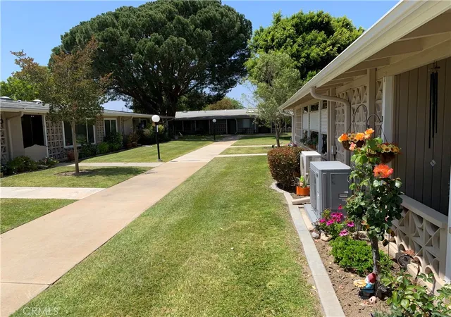 5th image of 1340 Kenwood Rd, M7-156E, Seal Beach, CA 90740 | MLS# PW26143258