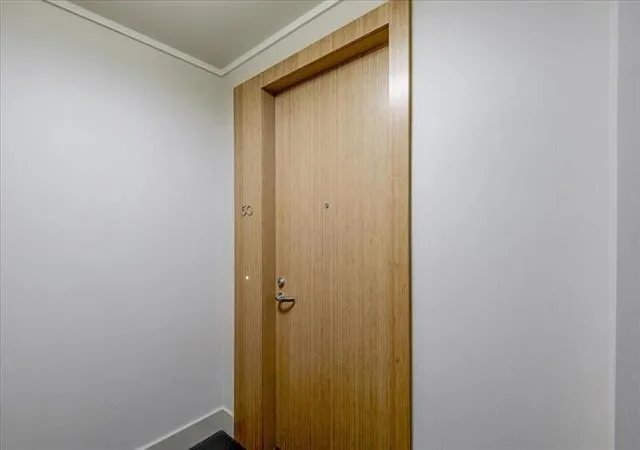 Photo 4 of Condo for sale at 301 Mission St #5C, San Francisco, CA 94105 | MLS# ML82052804 | Listing updated on 2026-07-01