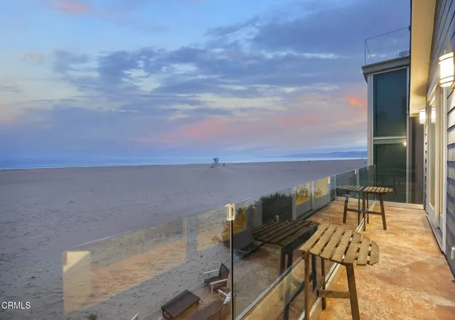 5th image of 3541 Ocean Dr, Oxnard, CA 93035 | MLS# V1-37335