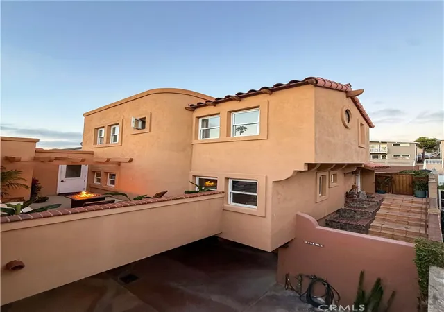 Homes for sale in Redondo Beach, CA | 214 N Irena #B, Redondo Beach, CA 90277 | MLS# SB26143091