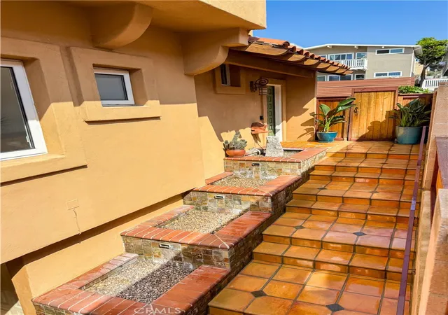 Homes for sale in Redondo Beach, CA | 214 N Irena #B, Redondo Beach, CA 90277 | MLS# SB26143091