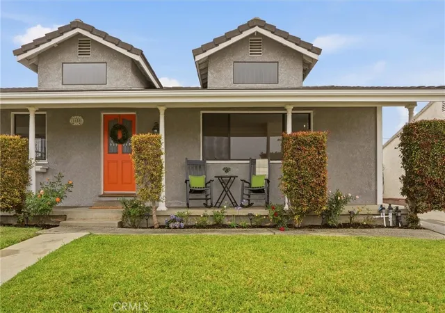 Photo 3 of Sale Pending at 1658 W 110th Place, Los Angeles, CA 90047 | MLS# SB26143161 | Listing updated on 2026-10-05