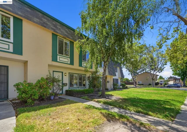 1st image of 27540 Ponderosa Ct, Hayward, CA 94545 | MLS# 41140233