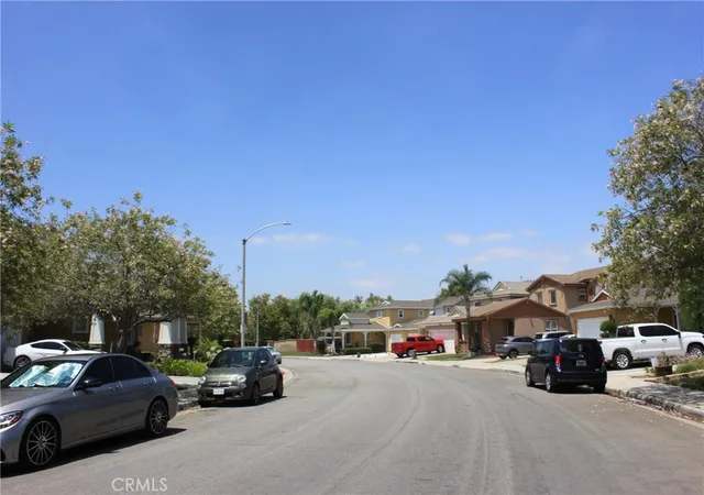 3rd image of 3914 Barbury Palms Wy, Perris, CA 92571 | MLS# IV26143577
