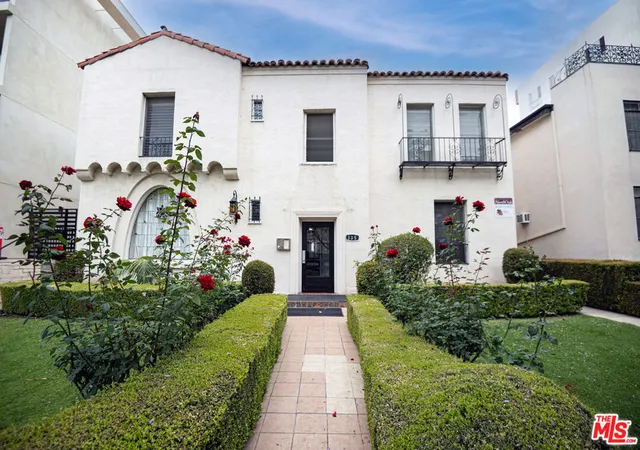 Homes for sale in Beverly Hills, CA | 335 N Palm Dr, Beverly Hills, CA 90210 | MLS# 26854773