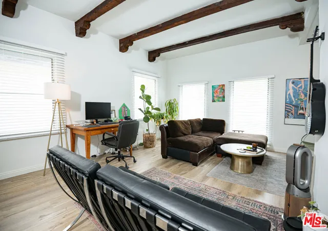 Homes for sale in Beverly Hills, CA | 335 N Palm Dr, Beverly Hills, CA 90210 | MLS# 26854773