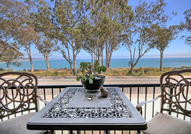 Homes for sale in Capitola, CA | 825 Balboa Ave #205, Capitola, CA 95010 | MLS# ML82052831