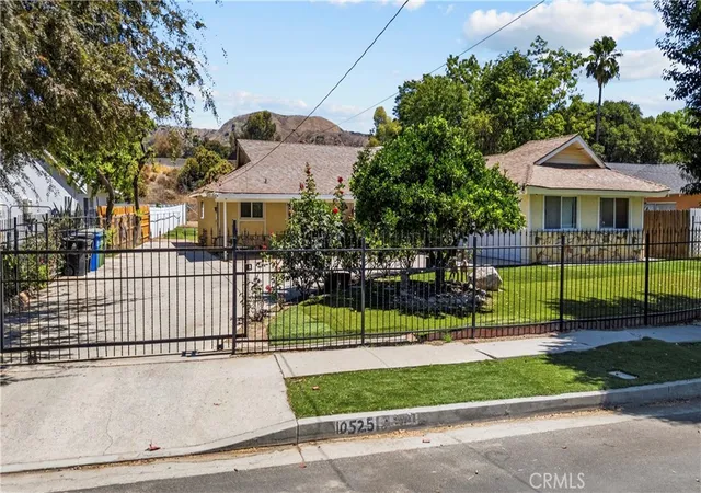 Homes for sale in Sylmar, CA | 10525 Woldrich, Sylmar, CA 91342 | MLS# SR26143338