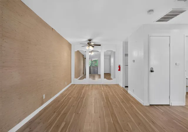 Photo 4 of Condo for sale at 420 N Villa Ct #208, Palm Springs, CA 92262 | MLS# 219149846DA | Listing updated on 2026-09-29