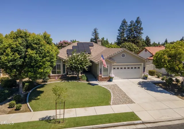 Homes for sale in Bakersfield, CA | 9906 Cinderella Ave, Bakersfield, CA 93311 | MLS# V1-37343