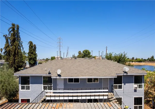 Photo 1 of Multi family home for sale at 5 E Saginaw, Fresno, CA 93704 | MLS# FR26143670 | Listing updated on 2026-09-25