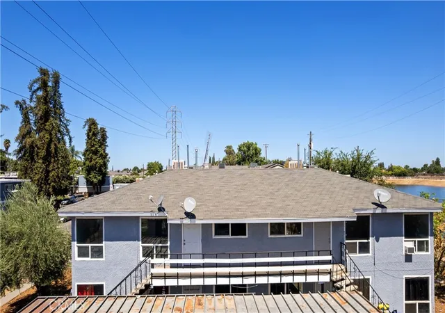 Photo 3 of Multi family home for sale at 5 E Saginaw, Fresno, CA 93704 | MLS# FR26143670 | Listing updated on 2026-09-25