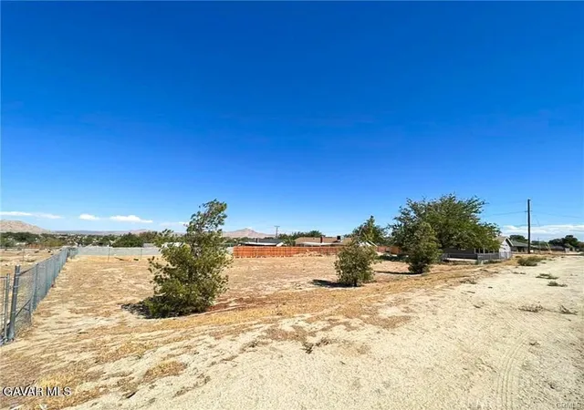 18th image of 40205 162nd St E, Palmdale, CA 93591 | MLS# SR26143672