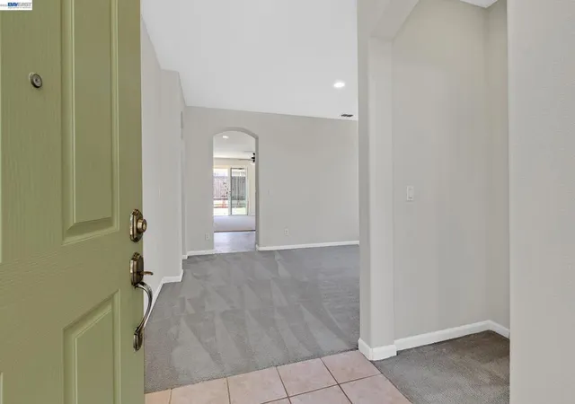 Homes for sale in Elk Grove, CA | 8415 Merry Hill Way, Elk Grove, CA 95624 | MLS# 41140254