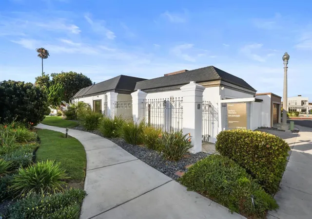 Photo 1 of Townhouse for sale at 7 Gingertree Ln, Coronado, CA 92118 | MLS# 260016016SD | Listing updated on 2026-09-29