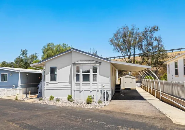 2nd image of 2400 Alpine Blvd #108, Alpine, CA 91901 | MLS# 260016018SD