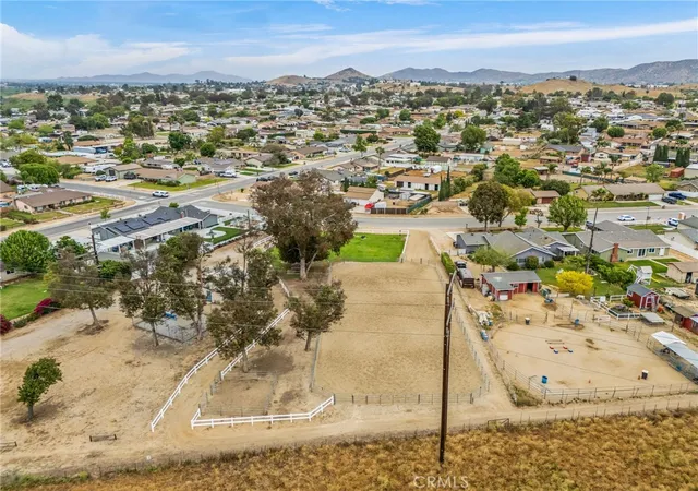 Photo 3 of Single family home for sale at 3998 Bluff, Norco, CA 92860 | MLS# IV26143748 | Listing updated on 2026-10-06