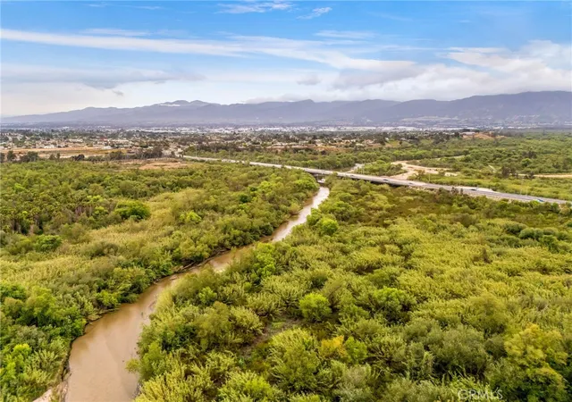 Homes for sale in Norco, CA | 3998 Bluff, Norco, CA 92860 | MLS# IV26143748