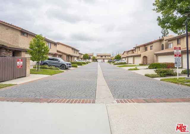 3rd image of 1071 N Glendora Ave, Covina, CA 91724 | MLS# 26853899