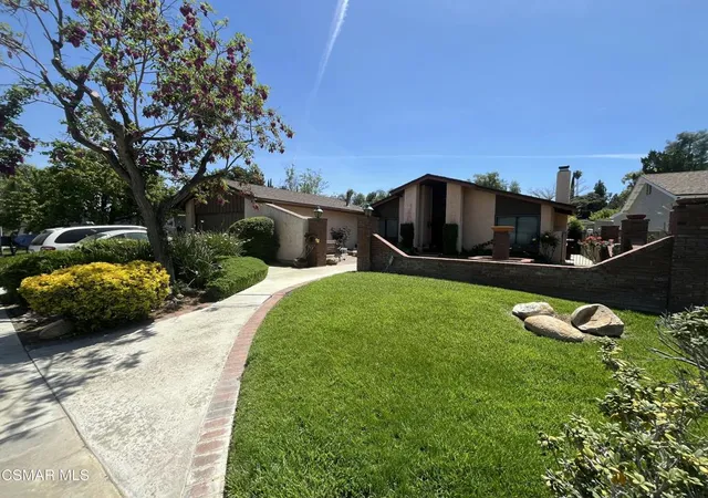 Photo 1 of Single family home for sale at 23020 Posada Dr, Valencia, CA 91354 | MLS# 226003120 | Listing updated on 2026-09-22