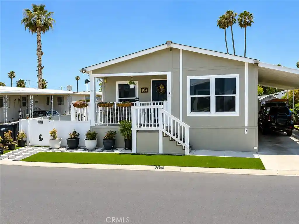 Photo 1 of Manufactured home for sale at 601 N Kirby St Space 104, Hemet, CA 92545 | MLS# SW26131964 | Listing updated on 2026-10-17