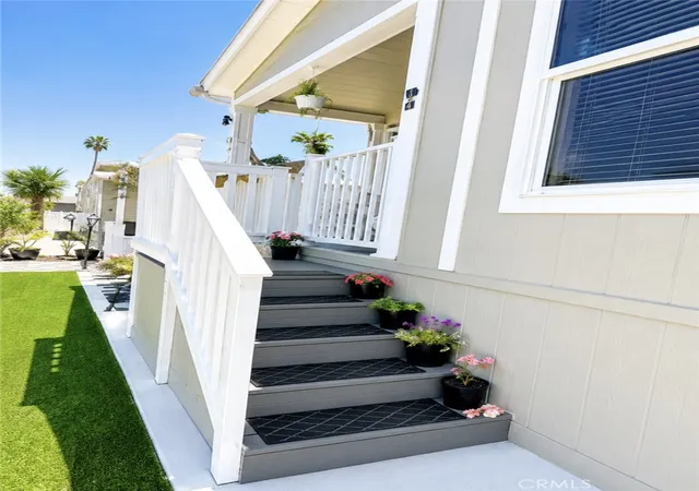 3rd image of 601 N Kirby St Space 104, Hemet, CA 92545 | MLS# SW26131964