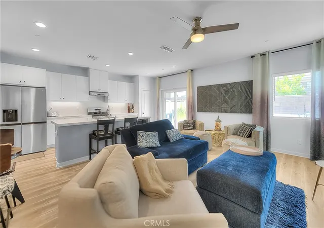 4th image of 27393 Red Rock Rd, Moreno Valley, CA 92555 | MLS# IV26141739