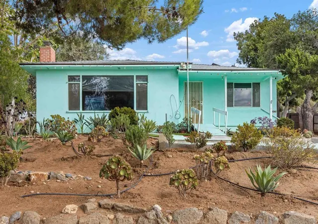 3rd image of 2439 Patterson Rd, Escondido, CA 92027 | MLS# 260016034SD