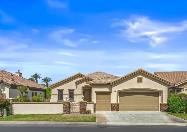 Photo 4 of Single family home for sale at 43393 Saint Andrews Dr, Indio, CA 92201 | MLS# 219149856DA | Listing updated on 2026-07-03