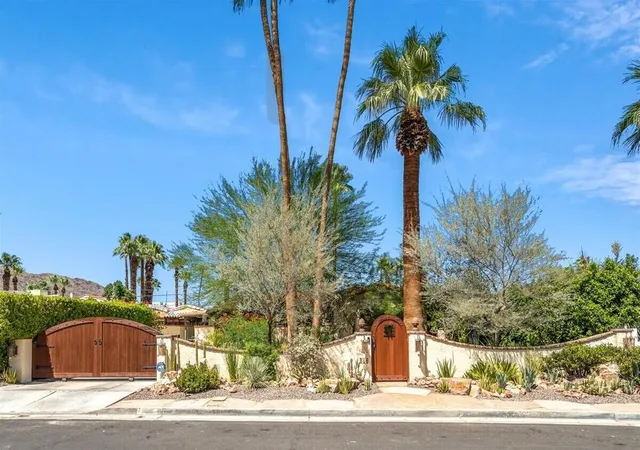 Photo 4 of Single family home for sale at 216 E Palo Verde Ave, Palm Springs, CA 92264 | MLS# 219149860DA | Listing updated on 2026-09-18