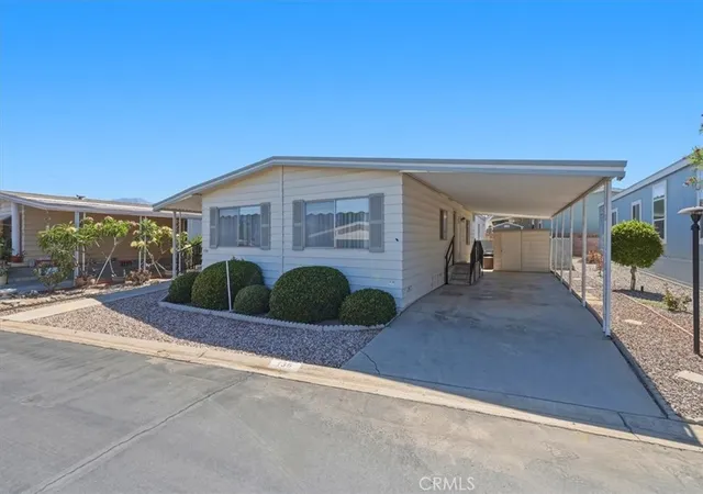 Photo 2 of Manufactured home for sale at 1251 E Lugonia Ave #136, Redlands, CA 92374 | MLS# IV26143844 | Listing updated on 2026-09-15