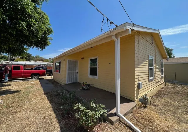 59th image of 8975 Lamar St, Spring Valley, CA 91977 | MLS# 260016057SD