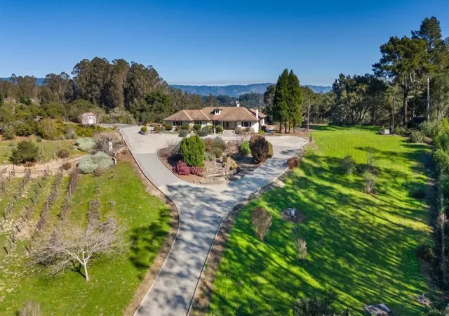 Photo 3 of Single family home for sale at 900 E Bel Mar Dr, Watsonville, CA 95076 | MLS# ML82052885 | Listing updated on 2026-09-09