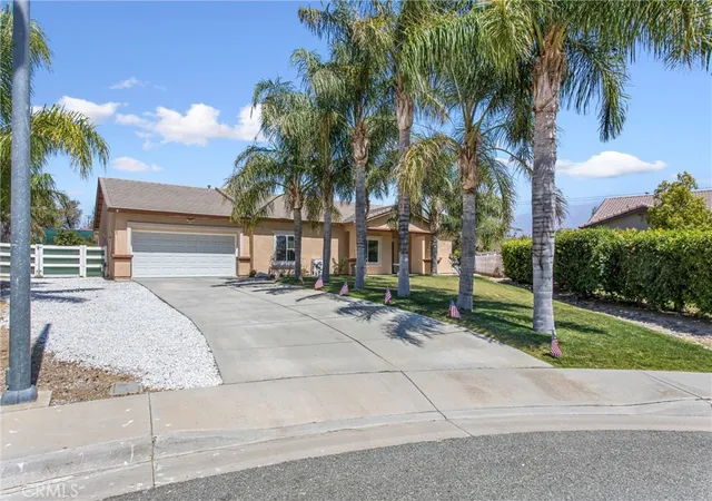 Photo 3 of Sale Pending at 933 Driftwood, Banning, CA 92220 | MLS# IG26142449 | Listing updated on 2026-09-04