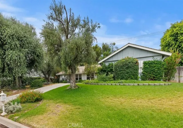 Homes for sale in Jurupa Valley, CA | 7811 Big Rock Dr, Jurupa Valley, CA 92509 | MLS# IV26143385