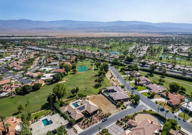 13th image of 75900 Mclachlin Cir, Palm Desert, CA 92211 | MLS# PTP2605007